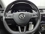 Skoda Octavia 1.5 TSI Greentech Style Business Automaat | Trekhaak | Panoramadak | Lichtmetalen velgen | Sportstoelen | Metallic lak