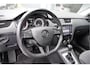 Skoda Octavia Combi 1.5 TSI 150PK! Automaat Business Edition BJ2020 Lmv 16" | Led | Pdc | Trekhaak | App-Connect | Navi | Climate control | Cruise control | Sportstuur | Verwarmde voorstoelen | Extra getint glas