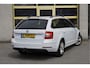 Skoda Octavia Combi 1.5 TSI 150PK! Automaat Business Edition BJ2020 Lmv 16" | Led | Pdc | Trekhaak | App-Connect | Navi | Climate control | Cruise control | Sportstuur | Verwarmde voorstoelen | Extra getint glas