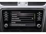 Skoda Octavia Combi 1.5 TSI 150PK! Automaat Business Edition BJ2020 Lmv 16" | Led | Pdc | Trekhaak | App-Connect | Navi | Climate control | Cruise control | Sportstuur | Verwarmde voorstoelen | Extra getint glas