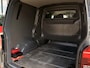 Volkswagen Transporter 2.0 TDI L1H1 28 | ACC | Dubbele Cabine | Stoelverwarming | Apple Carplay | Trekhaak | DAB | Dode Hoek | Trailer Assistent |