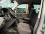 Volkswagen Transporter 2.0 TDI L1H1 28 | ACC | Dubbele Cabine | Stoelverwarming | Apple Carplay | Trekhaak | DAB | Dode Hoek | Trailer Assistent |