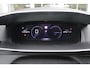 Peugeot 208 1.2 Hybrid 145PK AUTOMAAT GT | NAVIGATIE | DRAADLOZE APPLE CARPLAY/ANDROID AUTO | CAMERA VOOR + ACHTER | FULL LED KOPLAMPEN | LICHTMETALEN VELGEN 17" | DODEHOEK DETECTIE | DRAADLOZE TELEFOONLADER | KEYLESS ENTRY/START | DAB+ RADIO | ADAPTIVE CRUISE CONTROL |