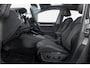 Volkswagen Golf 1.5 eHybrid Style Edition | Panorama | Camera | Stoelmassage | Dode Hoek |