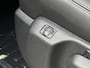 Citroën E-Jumpy L3 136 75 kWh | STX | Leer | Stoel/-Stuurverwarming | Draadloze telefoonlader | Apple Carplay/Android Auto | Lichtmetalen velgen | Climate Control | Cruise Control | Parkeercamera/-sensoren | Inbouw |