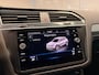 Volkswagen Tiguan 1.5 TSI Life Business | LED | ELEKTR. ACHTERKLEP | NAVI | CAR PLAY |