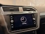 Volkswagen Tiguan 1.5 TSI Life Business | LED | ELEKTR. ACHTERKLEP | NAVI | CAR PLAY |