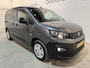 Peugeot e-Partner Premium 50 kWh / Euro 6 / Airco / Cruise Control / CarPlay / Navigatie / PDC / Trekhaak / 3-Zits / 50.000 KM !!