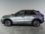 Volkswagen T-Roc 1.5 eTsi Life First Edition 116PK DSG | Trekhaak | Stuurverwarming | Zwart dak