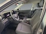 Volkswagen T-Roc 1.5 eTsi Life First Edition 116PK DSG | Trekhaak | Stuurverwarming | Zwart dak