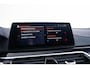 BMW 5-Serie 530i xDrive High Executive Luxury Line - Trekhaak - Panoramadak - Comfort Access - Driving Assistant Plus - Head up - Comfortstoelen - Elektrisch verwarmde voorstoelen - Hifi - Grootlichtassistent -