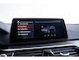 BMW 5-Serie 530i xDrive High Executive Luxury Line - Trekhaak - Panoramadak - Comfort Access - Driving Assistant Plus - Head up - Comfortstoelen - Elektrisch verwarmde voorstoelen - Hifi - Grootlichtassistent -