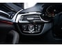 BMW 5-Serie 530i xDrive High Executive Luxury Line - Trekhaak - Panoramadak - Comfort Access - Driving Assistant Plus - Head up - Comfortstoelen - Elektrisch verwarmde voorstoelen - Hifi - Grootlichtassistent -