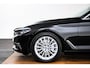 BMW 5-Serie 530i xDrive High Executive Luxury Line - Trekhaak - Panoramadak - Comfort Access - Driving Assistant Plus - Head up - Comfortstoelen - Elektrisch verwarmde voorstoelen - Hifi - Grootlichtassistent -