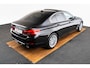 BMW 5-Serie 530i xDrive High Executive Luxury Line - Trekhaak - Panoramadak - Comfort Access - Driving Assistant Plus - Head up - Comfortstoelen - Elektrisch verwarmde voorstoelen - Hifi - Grootlichtassistent -