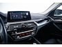 BMW 5-Serie 530i xDrive High Executive Luxury Line - Trekhaak - Panoramadak - Comfort Access - Driving Assistant Plus - Head up - Comfortstoelen - Elektrisch verwarmde voorstoelen - Hifi - Grootlichtassistent -
