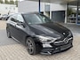 Mercedes-Benz B-klasse 250 e AMG Line | 218pk PHEV | Wegklapbare Trekhaak | Stoelverwarming | Adaptive cruise control | Getint glas