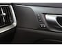 Volvo V60 Cross Country 2.0 B5 AWD Plus Stuur/Stoelverwarming Leder Elektrische Trekhaak Apple Carplay