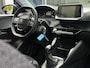 Peugeot 208 1.2 PureTech Active | Navigatie | DAB | LED | Apple Carplay/Android Auto | Dealer Onderhouden | Airco | Parkeersensoren | Cruise Control |
