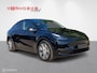 Tesla Model Y Long Range Dual Motor + Trekhaak!! BTW!!