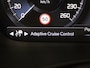 Volvo XC40 T4 PLUG-IN HYBRID ULTIMATE DARK SCHUIFDAK 19INCH HARMAN KARDON