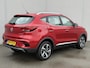MG MG ZS EV Luxury 50 kWh / Panoramadak /  Fabrieksgarantie tot 6-2032 150.000km / Navigatie / Camera 360 / Apple Carplay & Android Auto / Schuifkantel dak / Elektr. bestuurders Stoel / Lederen Bekleding /