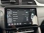 MG MG ZS EV Luxury 50 kWh / Panoramadak /  Fabrieksgarantie tot 6-2032 150.000km / Navigatie / Camera 360 / Apple Carplay & Android Auto / Schuifkantel dak / Elektr. bestuurders Stoel / Lederen Bekleding /