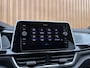 Volkswagen T-Roc 1.0 TSI R-Line Business | Massage | IQ Light | DAB | Stoelverwarming | Achteruitrijcamera | Apple Carplay | ECC |