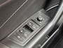 Volkswagen T-Roc 1.0 TSI R-Line Business | Massage | IQ Light | DAB | Stoelverwarming | Achteruitrijcamera | Apple Carplay | ECC |