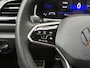 Volkswagen T-Roc 1.0 TSI R-Line Business | Massage | IQ Light | DAB | Stoelverwarming | Achteruitrijcamera | Apple Carplay | ECC |