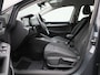 Volkswagen Golf 1.0 eTSI Life Business | 110PK | Automaat | Appel Carplay / Android Auto | Trekhaak | Cruise Control | Stoelverwarming |
