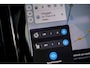 Volvo V60 2.0 T6 Plug-in hybrid AWD Ultra Dark | Sportstoelen | Schuif-/Kanteldak | Full-LED | Adaptieve Cruise Control | Head-Up Display | Stoelverwarming Voor en Achter | 19" | Getint Glas | Harman Kardon Audio | BLIS |