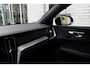 Volvo V60 2.0 B4 R-Design | Keyless entry | Addaptive cruise controle | Trekhaak | 360 graden camera | Android Auto/Apple CarPlay | Stuurwielverwarming | Verwarmbare voorstoelen en achterbank | Elektrische verstelbare voorstoelen met memory | Blind spot | Harman Kardon audio |