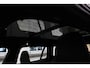 Volvo V60 2.0 B4 R-Design | Keyless entry | Addaptive cruise controle | Trekhaak | 360 graden camera | Android Auto/Apple CarPlay | Stuurwielverwarming | Verwarmbare voorstoelen en achterbank | Elektrische verstelbare voorstoelen met memory | Blind spot | Harman Kardon audio |