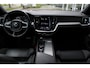 Volvo V60 2.0 B4 R-Design | Keyless entry | Addaptive cruise controle | Trekhaak | 360 graden camera | Android Auto/Apple CarPlay | Stuurwielverwarming | Verwarmbare voorstoelen en achterbank | Elektrische verstelbare voorstoelen met memory | Blind spot | Harman Kardon audio |