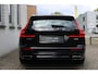 Volvo V60 2.0 B4 R-Design | Keyless entry | Addaptive cruise controle | Trekhaak | 360 graden camera | Android Auto/Apple CarPlay | Stuurwielverwarming | Verwarmbare voorstoelen en achterbank | Elektrische verstelbare voorstoelen met memory | Blind spot | Harman Kardon audio |