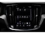 Volvo V60 2.0 B4 R-Design | Keyless entry | Addaptive cruise controle | Trekhaak | 360 graden camera | Android Auto/Apple CarPlay | Stuurwielverwarming | Verwarmbare voorstoelen en achterbank | Elektrische verstelbare voorstoelen met memory | Blind spot | Harman Kardon audio |