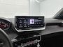 Peugeot 2008 SUV Active 100pk | Navigatie | Achteruitrijcamera | Climate Control | Cruise Control | Parkeersensoren | Bluetooth | Apple Carplay / Android Auto | DAB+radio | Automatisch dimlicht | Regensensor | LED koplampen | Multifunctioneel stuurwiel | Afneembare trekhaak |