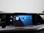 Volkswagen Multivan 1.4 eHybrid L2H1 Life Edition 218 PK | SoH 100% | Automaat | Trekhaak | Parkeersensoren Voor + Achter | Multifunctioneel Stuurwiel | 7-Zits | Navigatie | Climatic Airco | Cruise Control | DAB+ | Apple/Android Carplay | Achteruitrijcamera | Elektrisch Verstel/Verwarmbare Spiegels |