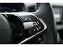 Skoda Karoq 1.5 TSI ACT Sportline Business | Digi. Dashboard | Elek. Trekhaak | Adapt. Cruise | Camera | Keyless | 19'' | Apple CarPlay | Stoel- Stuurverw.