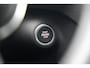 Volvo XC40 1.5 T5 Recharge R-Design Expression - Winterpakket - 19" LM velgen - Trekhaak - Camera - Navigatie - Rijklaar