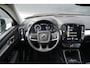 Volvo XC40 1.5 T5 Recharge R-Design Expression - Winterpakket - 19" LM velgen - Trekhaak - Camera - Navigatie - Rijklaar
