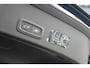 Volvo XC40 1.5 T5 Recharge R-Design Expression - Winterpakket - 19" LM velgen - Trekhaak - Camera - Navigatie - Rijklaar