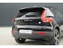 Volvo XC40 1.5 T5 Recharge R-Design Expression - Winterpakket - 19" LM velgen - Trekhaak - Camera - Navigatie - Rijklaar
