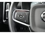 Volvo XC40 1.5 T5 Recharge R-Design Expression - Winterpakket - 19" LM velgen - Trekhaak - Camera - Navigatie - Rijklaar