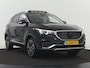 MG MG ZS EV Luxury 45 kWh | SOH 90,2% | Panoramadak | Leder | Stoelverwarming | Carplay | Side Assist | Adaptive cruise | Camera | Keyless | Navigatie