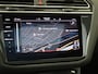 Volkswagen Tiguan 1.4 TSI eHybrid R-Line Business | SoH 96% | Panoramadak | Lederen bekleding | Trekhaak | Head-up display | 360 camera | Black style | Adaptieve demping | Stoelverwarming voor en achter |