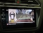 Volkswagen Tiguan 1.4 TSI eHybrid R-Line Business | SoH 96% | Panoramadak | Lederen bekleding | Trekhaak | Head-up display | 360 camera | Black style | Adaptieve demping | Stoelverwarming voor en achter |