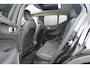 Volvo XC40 1.5 T2 Momentum Pro - Panoramadak - Navi - Trekhaak - Cruise - Keyless - Rijklaar