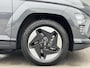 Hyundai Kona Electric Comfort Smart 65.4 kWh / Fabrieksgarantie tot 9-2030 / SOH 100% / Stuur- & Stoel verwarming / Achteruitrijcamera / Apple Carplay Android Auto / Keyless Entry/Start / Adaptief cruise control / Climate control /